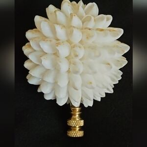 Large Puka Shell Lamp Finial